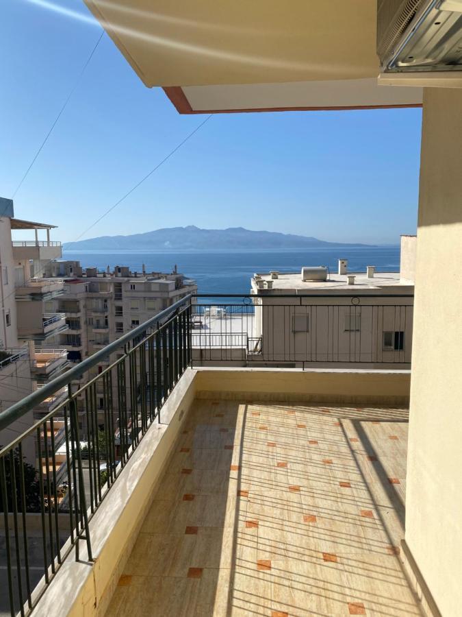 Colorful Sea View Apartment Sarande Bagian luar foto