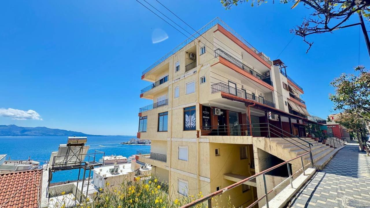 Colorful Sea View Apartment Sarande Bagian luar foto