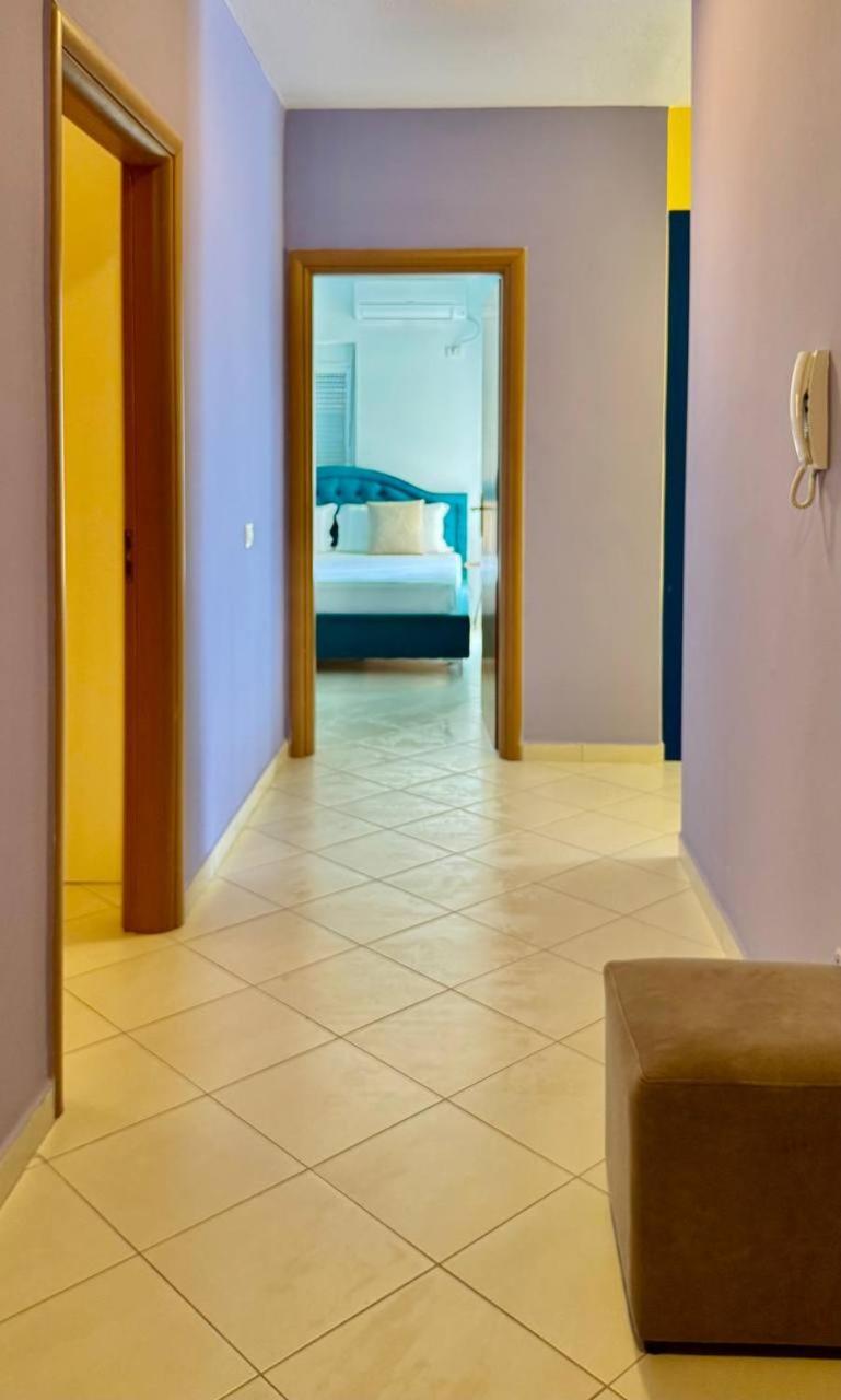 Colorful Sea View Apartment Sarande Bagian luar foto